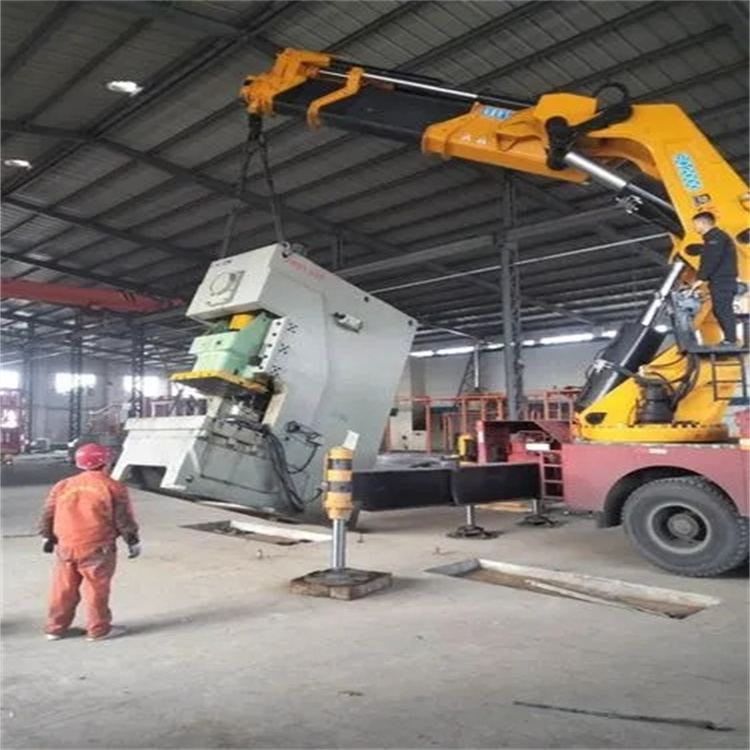 滁州80吨折臂吊车出租附近电话